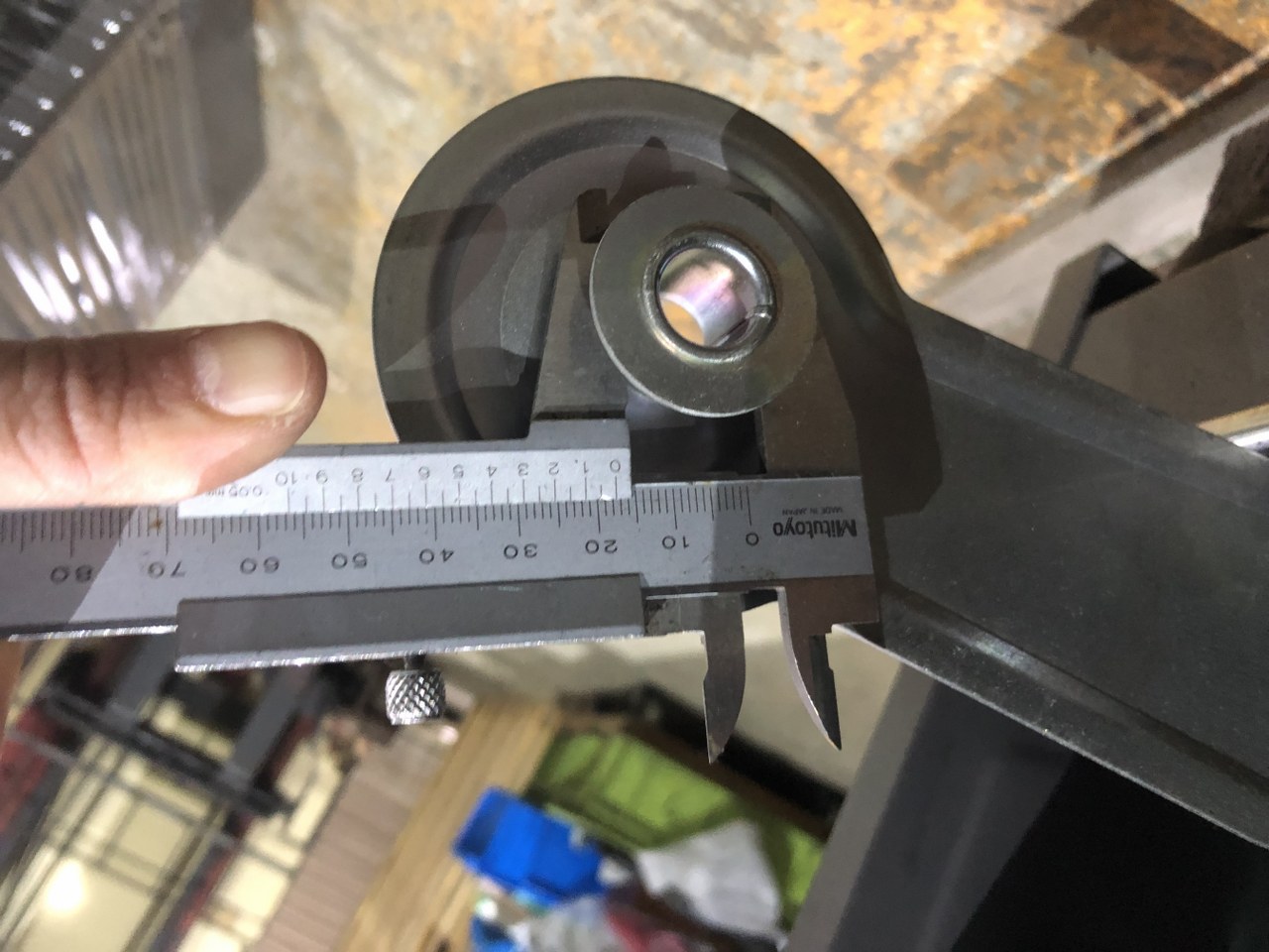 中古一般工具 【砥石・ホイールハンガー】UTK-WH20 ウエダ・テクニカルエントリー