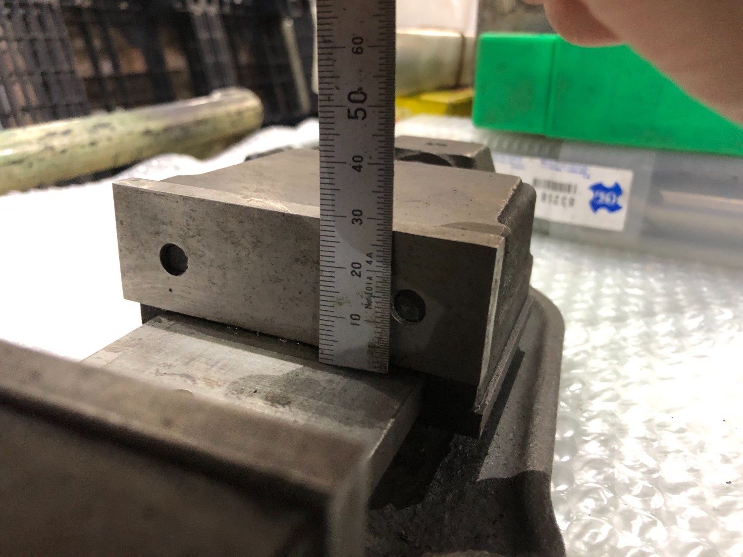 中古バイス 口幅85mm  口高30mm  口開60mm NEWS