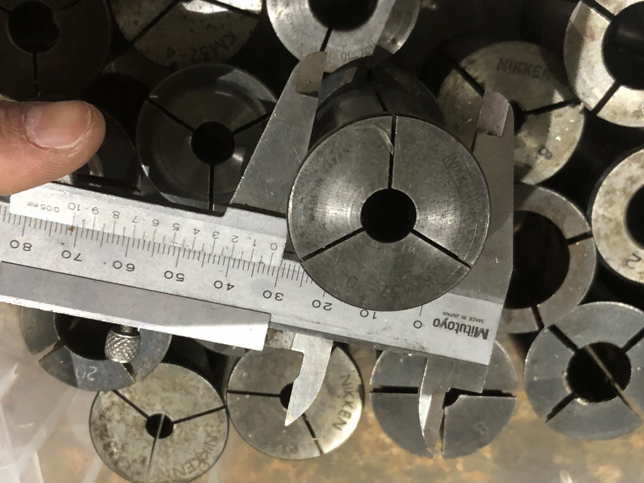 中古ストレートコレット 【ストレートコレット１山】様々なメーカーやサイズがあります。 メーカー混在