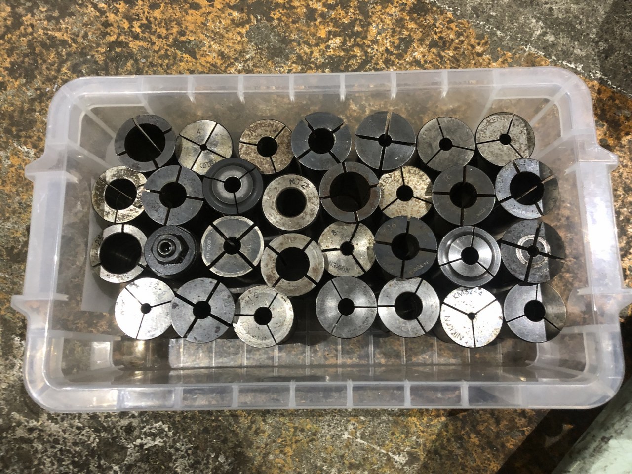 中古ストレートコレット 【ストレートコレット１山】様々なメーカーやサイズがあります。 メーカー混在