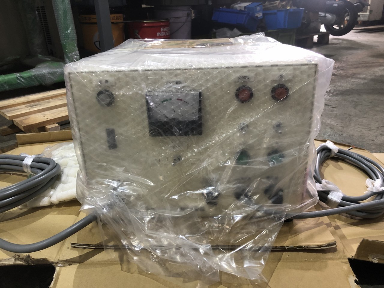 中古お買い得品・1山販売等 【ランプ点灯用電源装置】UB 011-3A/B-4 アイグラフィックス株式会社