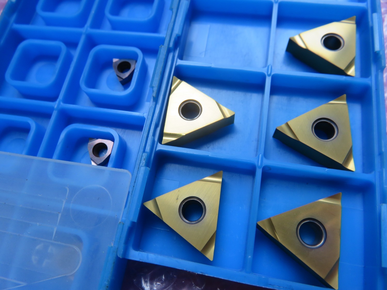 中古インサート（チップ） チップ 4個 京セラ