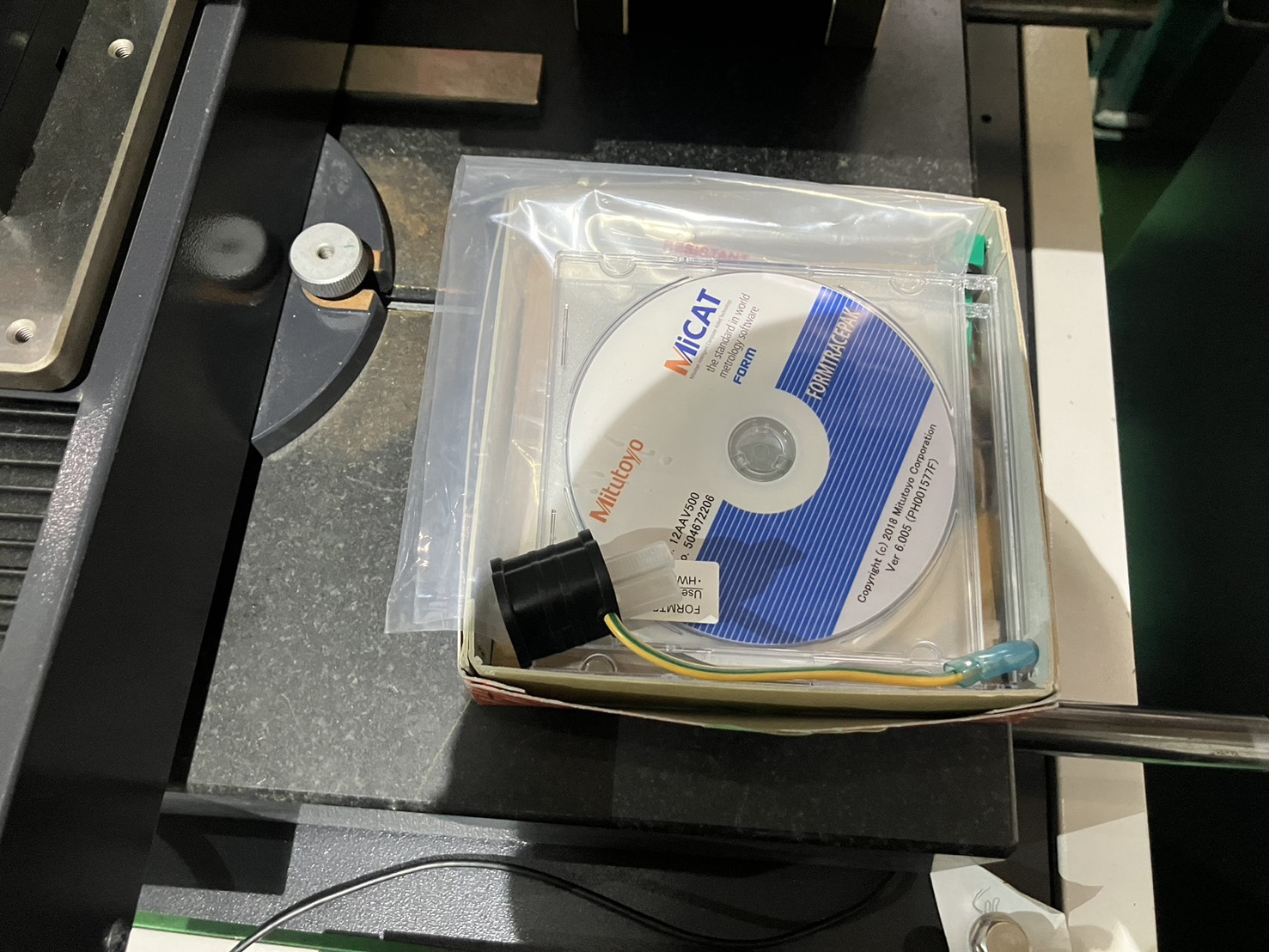 中古真円度/表面粗さ FTA-S4S3000-D ミツトヨ