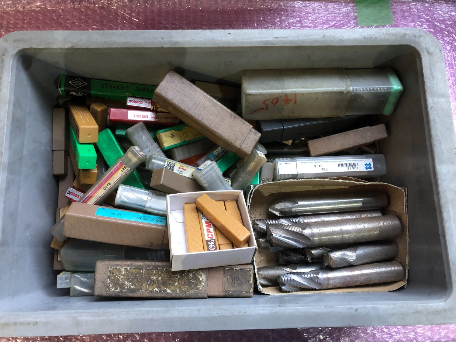 中古お買い得品・1山販売等 様々なメーカーやサイズがあります。 様々なメーカーやサイズがあります。