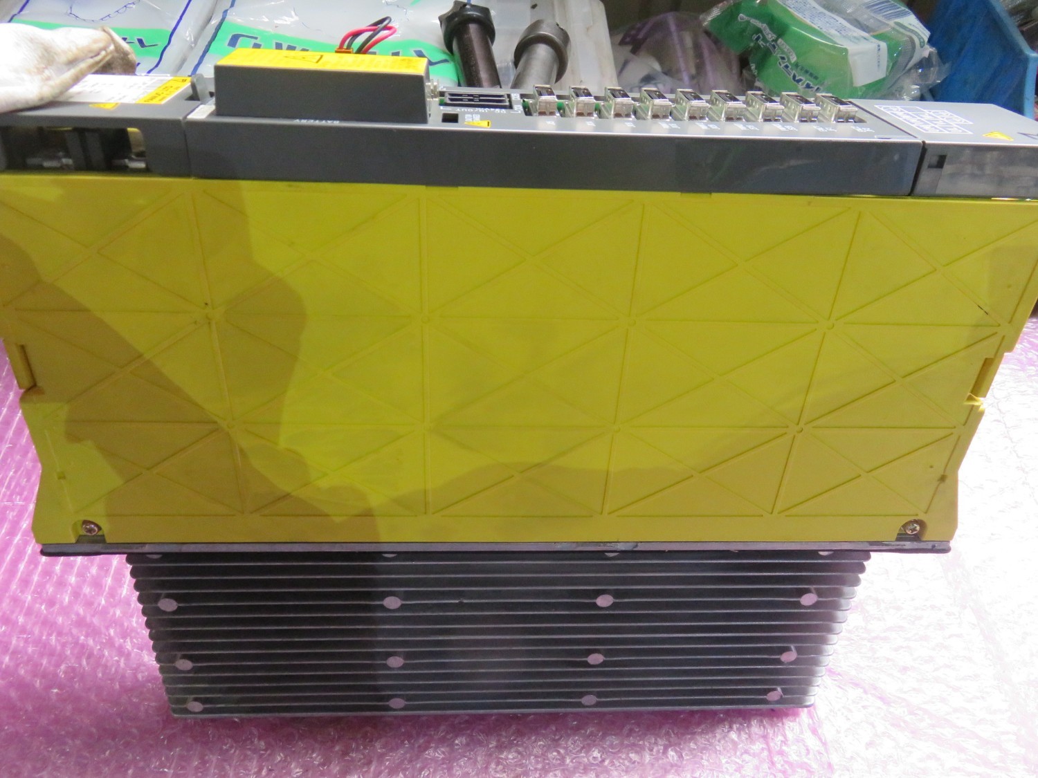 中古その他 【サーボアンプ】A06B-6079-H206 ファナック