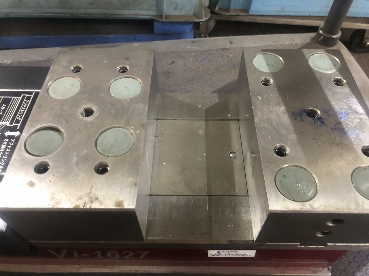 中古その他バイス・関連品等 【マシンバイス】Vi-1627 津田駒工業