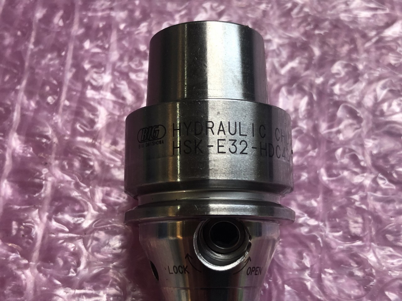 中古その他チャック・関連品等 【ハイドロチャック】HSK-E32-HDC4S-52 大昭和精機 BIG