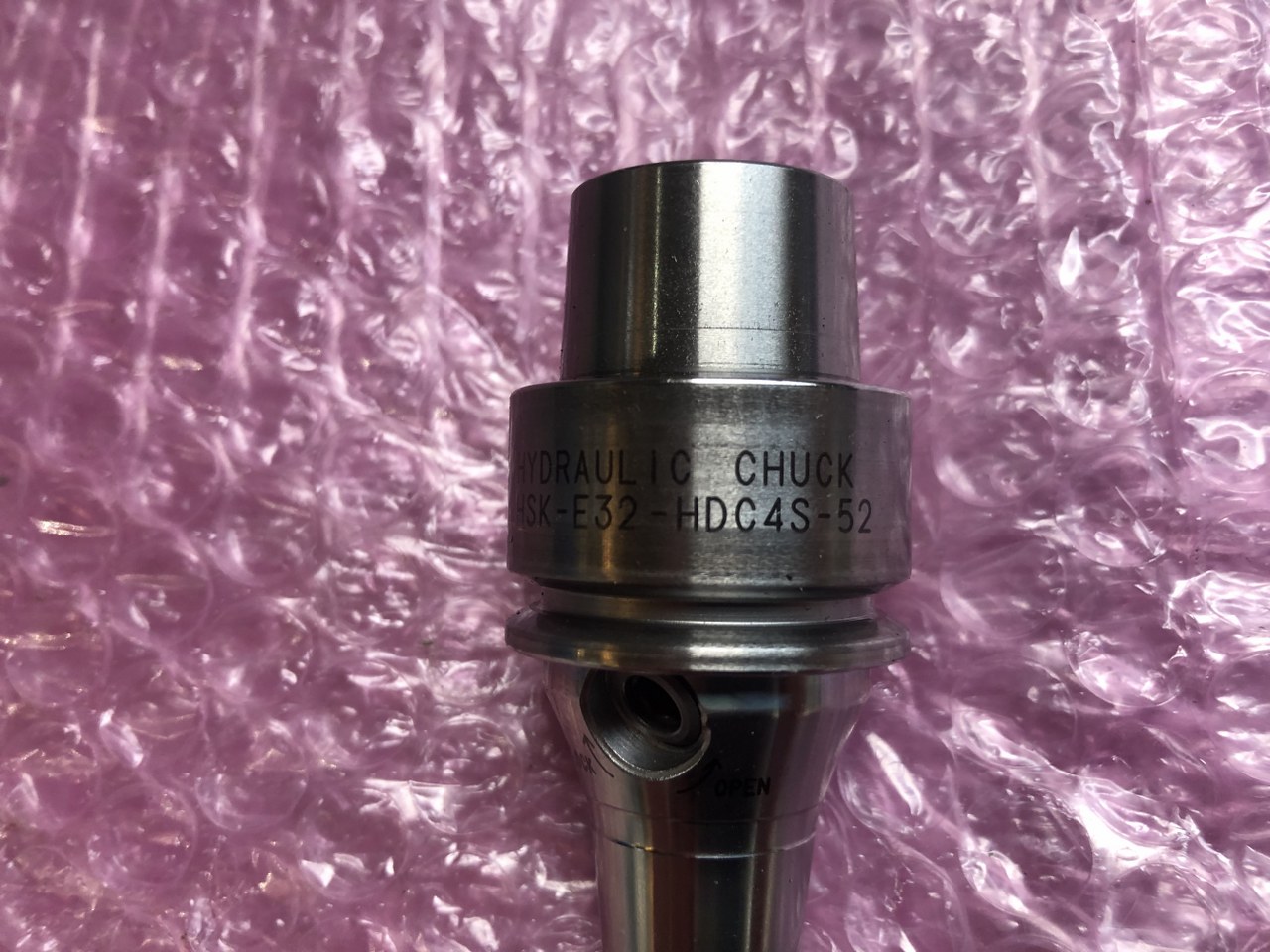 中古その他チャック・関連品等 【ハイドロチャック】HSK-E32-HDC4S-52 大昭和精機 BIG