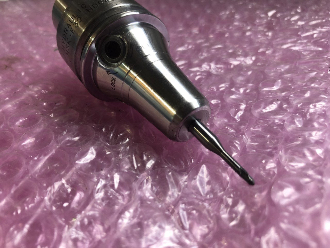 中古その他チャック・関連品等 【ハイドロチャック】HSK-E32-HDC4S-52 大昭和精機 BIG