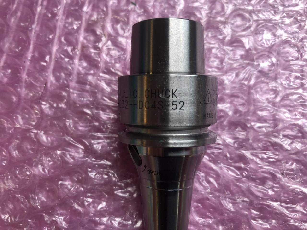 中古その他チャック・関連品等 【ハイドロチャック】HSK-E32-HDC4S-52 大昭和精機 BIG