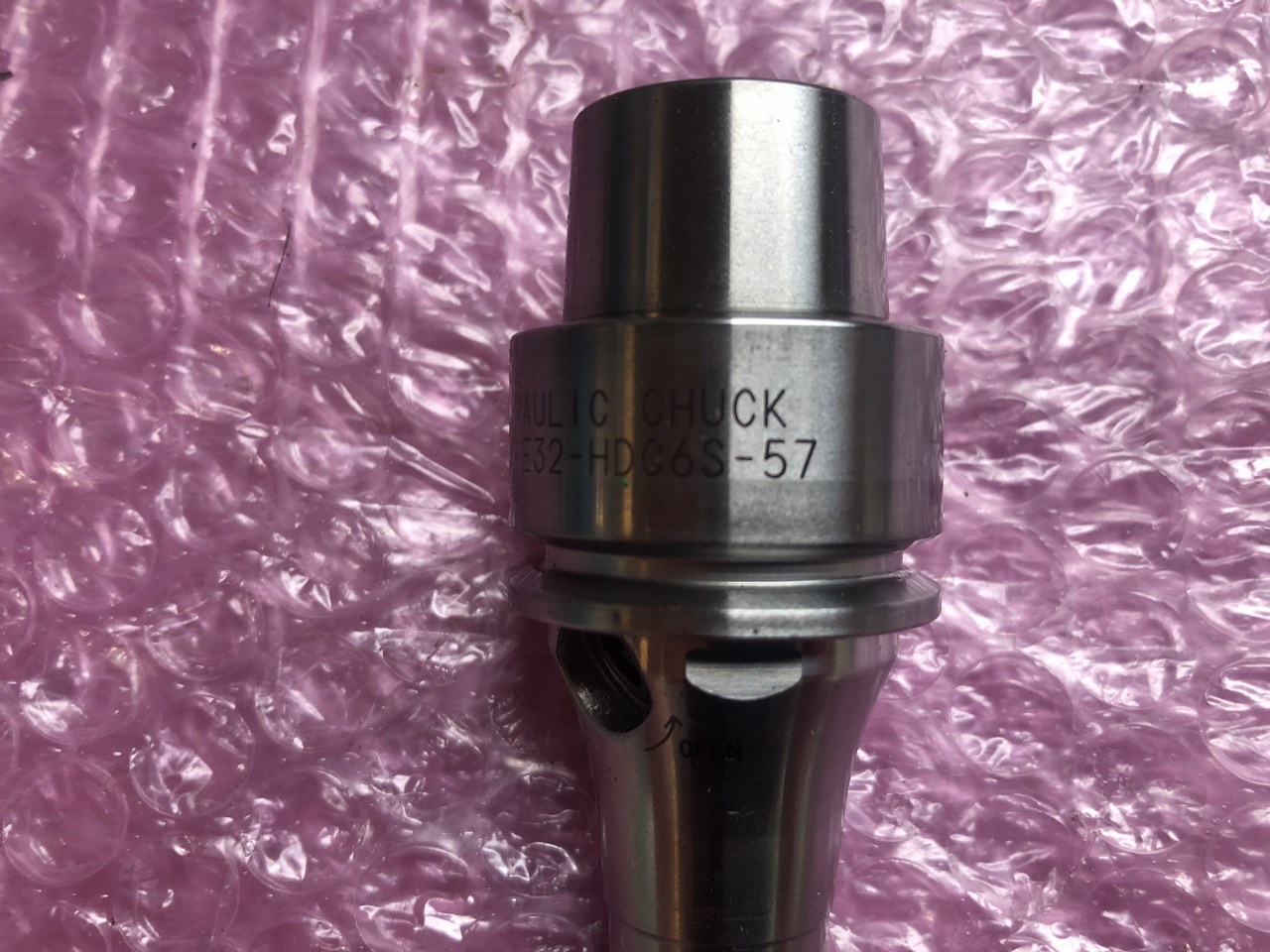 中古その他チャック・関連品等 【ハイドロチャック】HSK-E32-HDC6S-57 大昭和精機 BIG