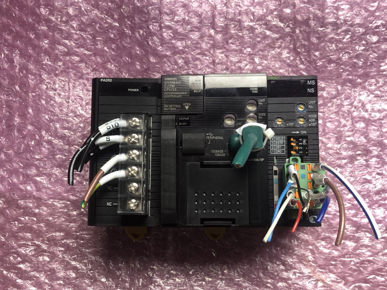 中古お買い得品・1山販売等 【CPUユニット】SYSMAC CJ2M CPU33 オムロン