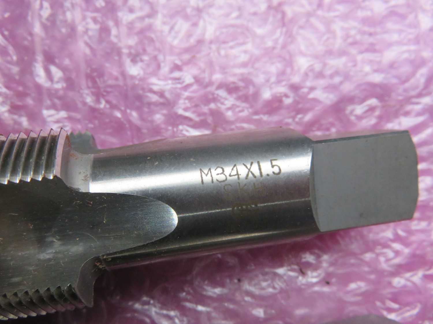 中古タップ 【ハンドタップ2個】M34x1.5  オーエスジー