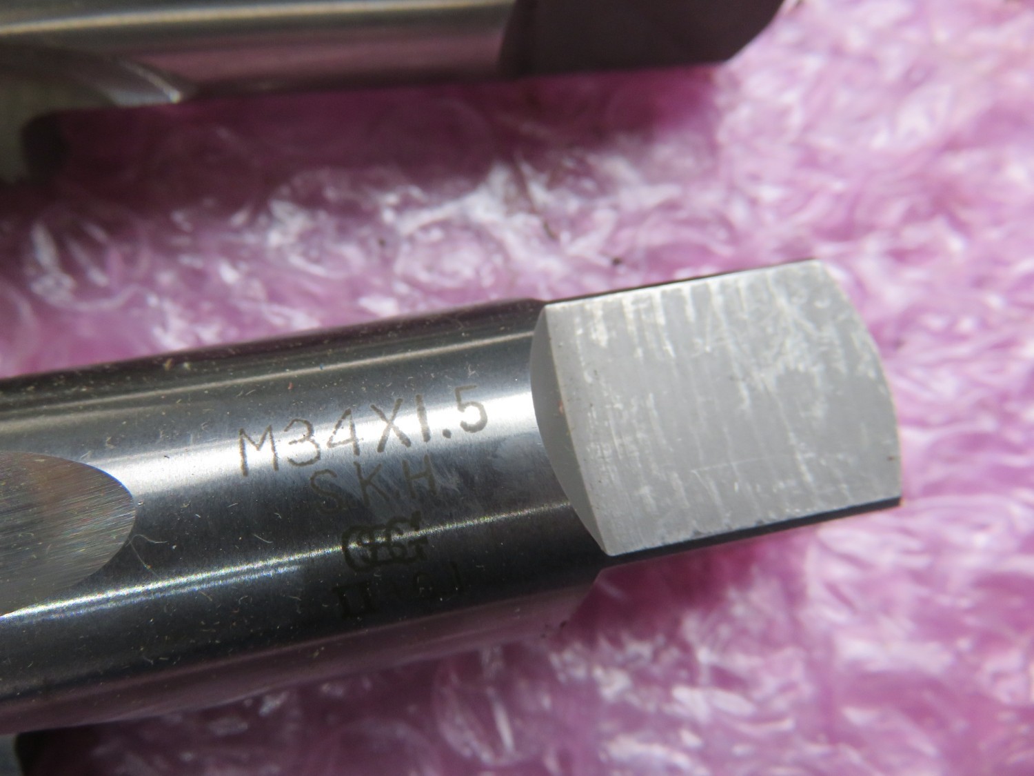 中古タップ 【ハンドタップ2個】M34x1.5  オーエスジー
