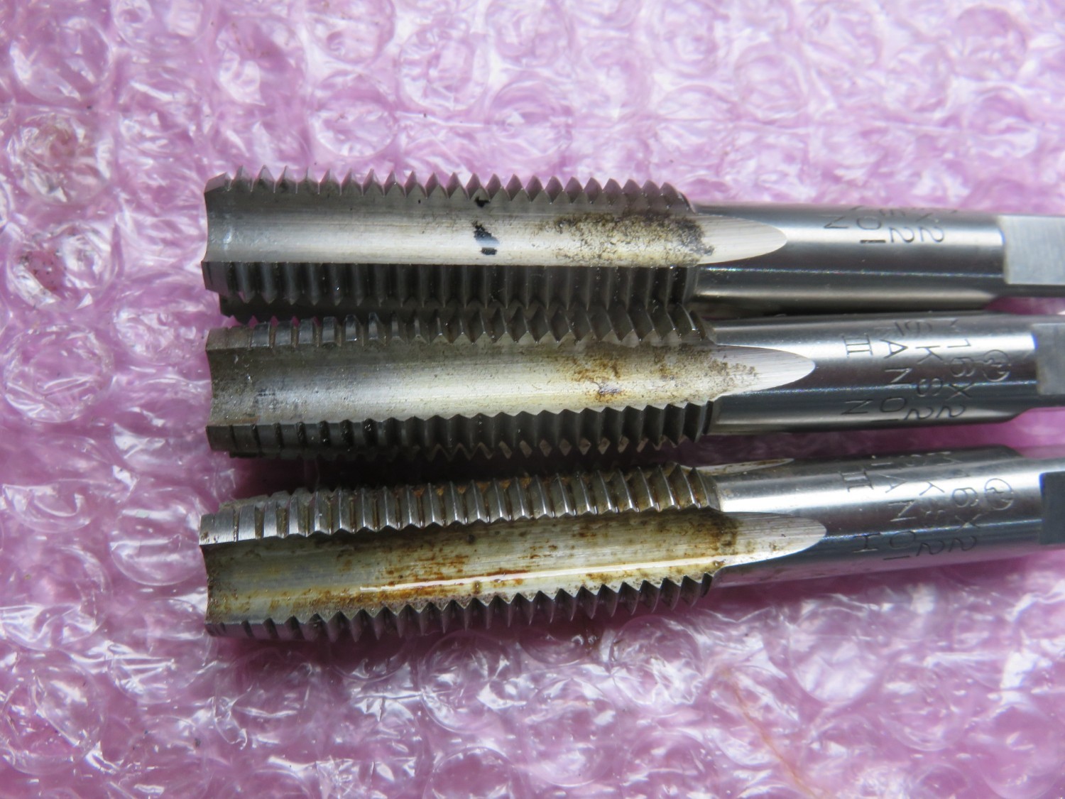 中古タップ 【ハンドタップ】M16x2,18x8,M18x1 様々なメーカーやサイズがあります。