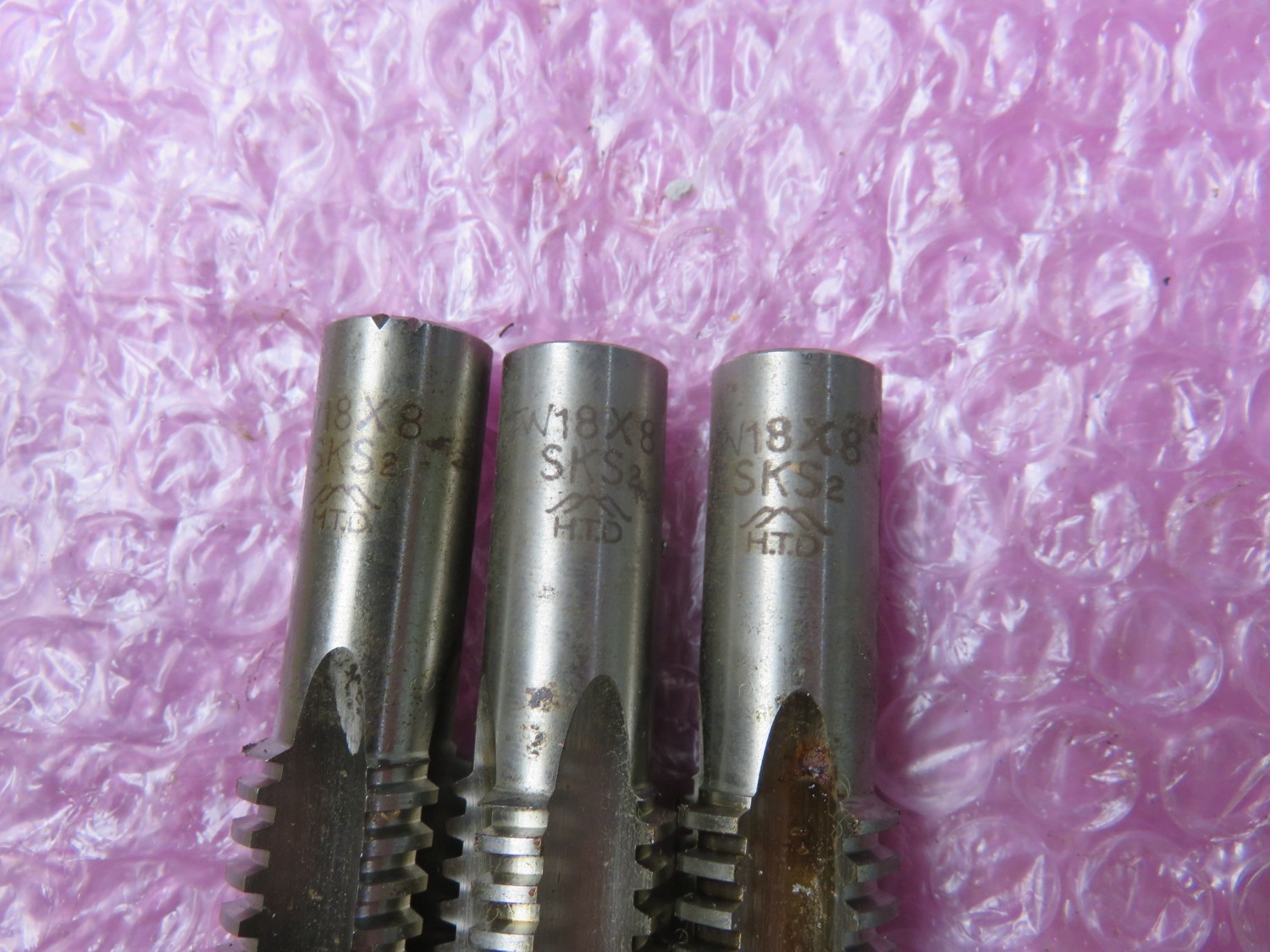 中古タップ 【ハンドタップ】M16x2,18x8,M18x1 様々なメーカーやサイズがあります。