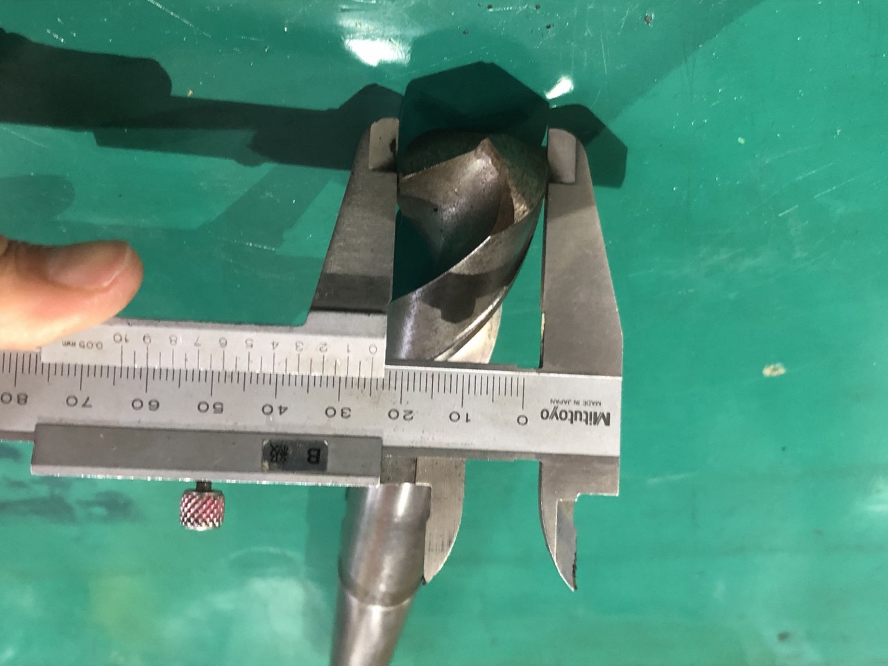 中古テーパ―シャンクドリル 【テーパーシャンクドリル】L265　φ25 不二越 Nachi