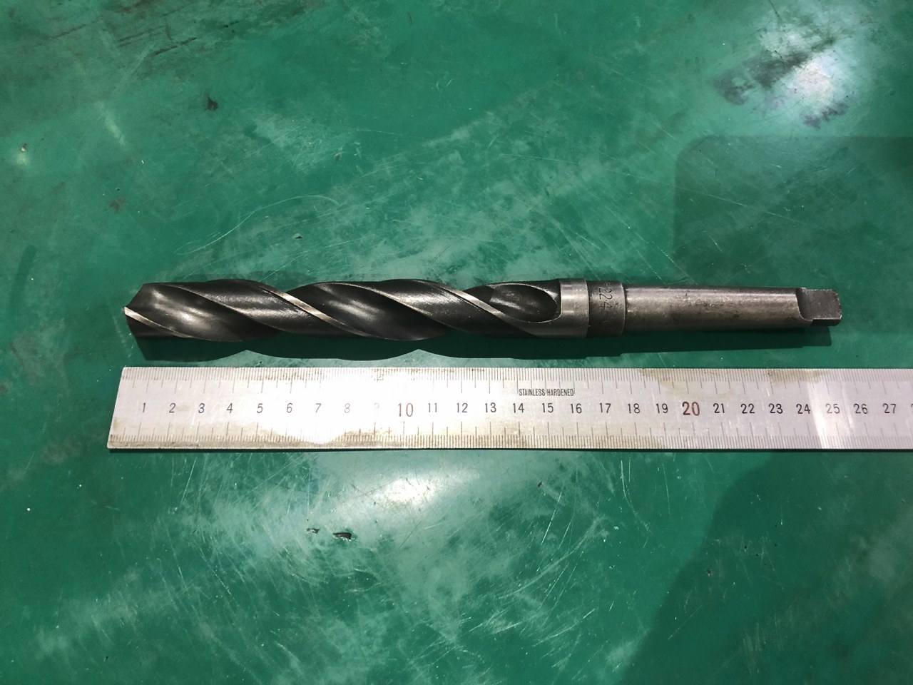 中古テーパ―シャンクドリル 【テーパーシャンクドリル】L260　φ22.4 不二越 Nachi