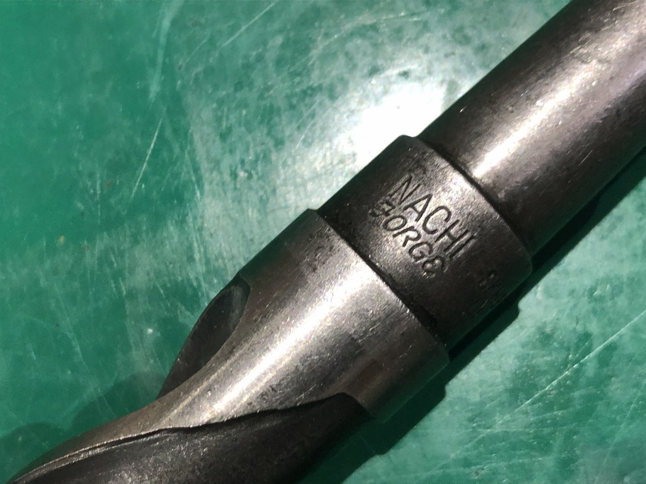 中古テーパ―シャンクドリル 【テーパーシャンクドリル】L260　φ22.4 不二越 Nachi