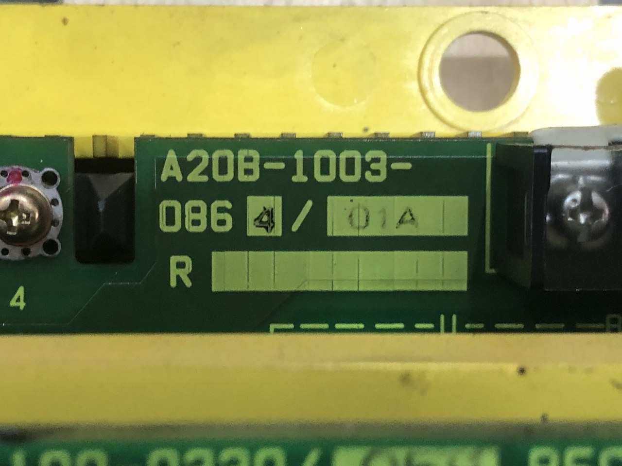 中古お買い得品・1山販売等 【サーボアンプ】A20B-1003-0864/01A、A16B-1100-0330/05B ファナック/FANUC