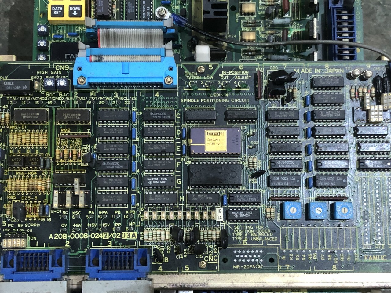 中古お買い得品・1山販売等 【サーボアンプ】A06B-6059-H003 ファナック/FANUC