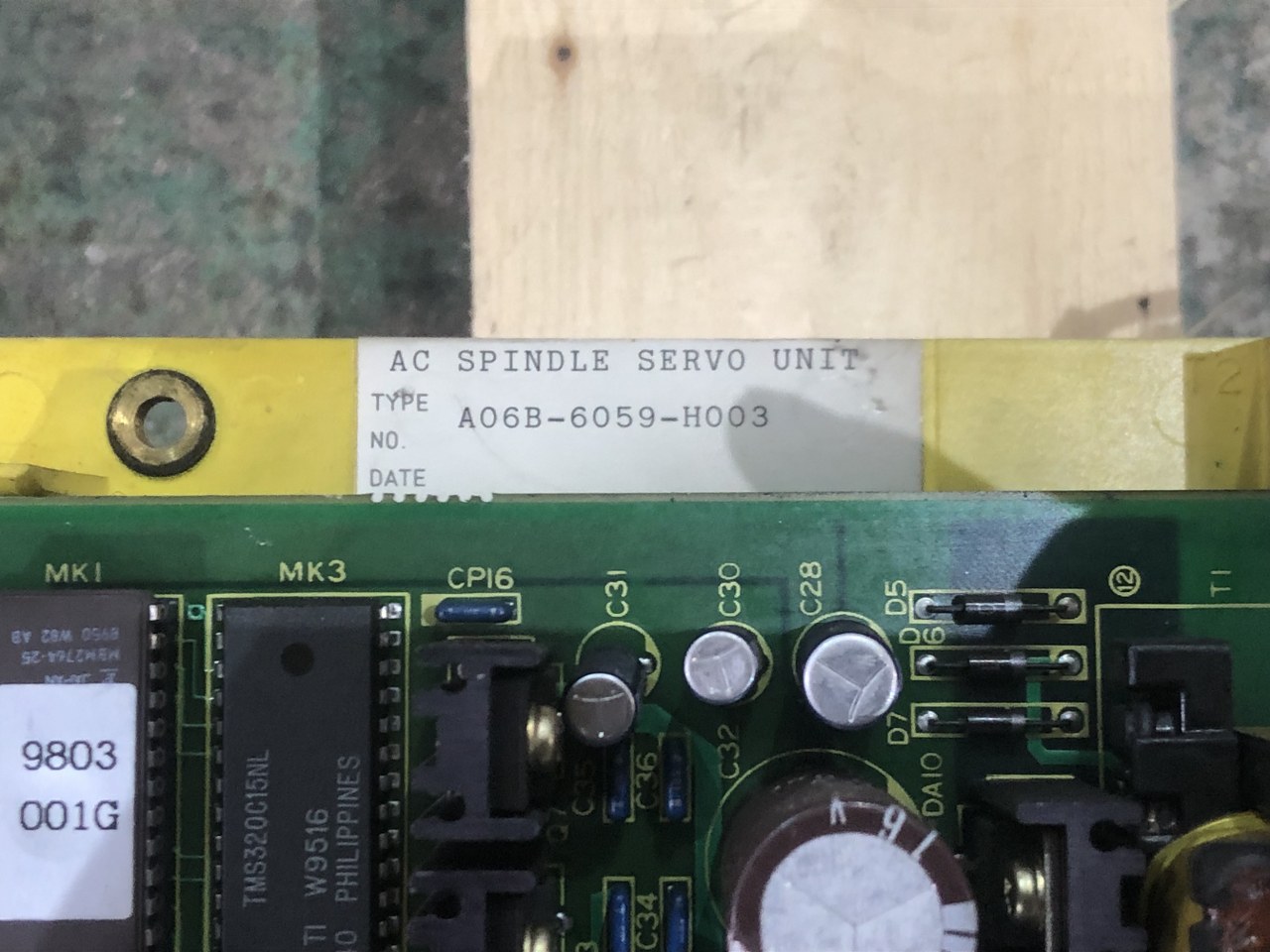 中古お買い得品・1山販売等 【サーボアンプ】A06B-6059-H003 ファナック/FANUC