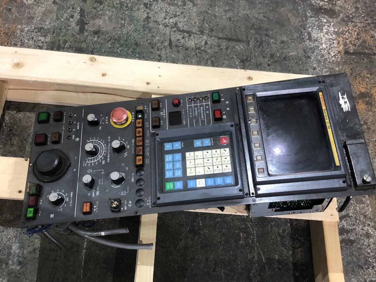 中古お買い得品・1山販売等 【モニター】A02B-0098-C132 ファナック/FANUC