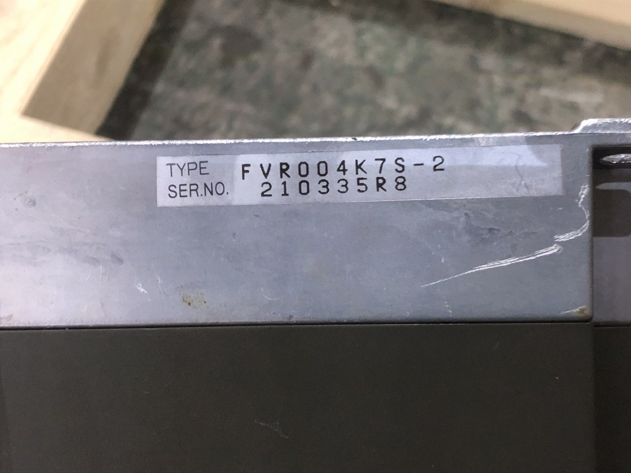 中古お買い得品・1山販売等 【インバーター】FVR004K7S-2 富士電機 FUJI ELECTIC