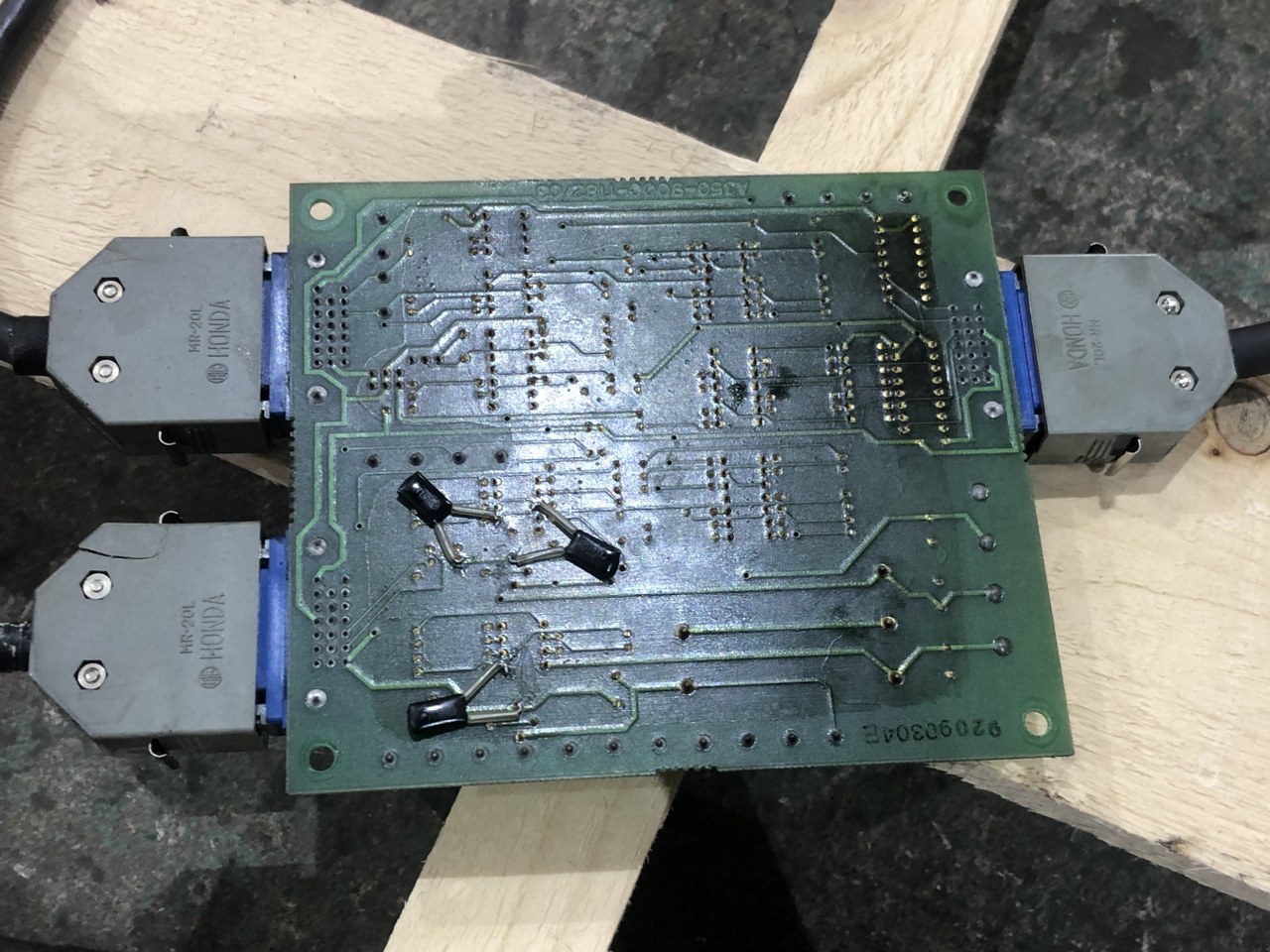 中古お買い得品・1山販売等 【変換基板（シグナルコンバータ基板）】A20B-9000-0180 ファナック/FANUC