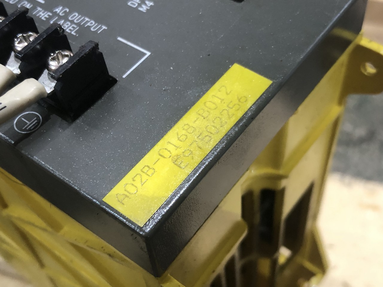 中古お買い得品・1山販売等 【サーボアンプ】A02B-0168-B012 ファナック/FANUC
