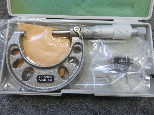 中古外側マイクロメーター 【外側ミクロンマイクロメーター】0-25mm(109-101) ミツトヨ/Mitutoyo