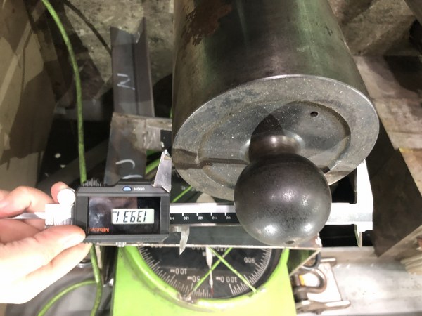 中古その他測定工具・基準器・試験機 【円筒型スコヤー】不明 不明