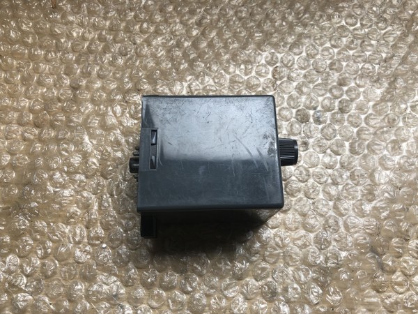 中古お買い得品・1山販売等 【タイマー】24VDC オムロン/OMRON
