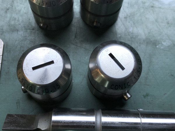 中古Long 【タレパン金型セット】パンチ3本/ダイ4個 コニック/Conic