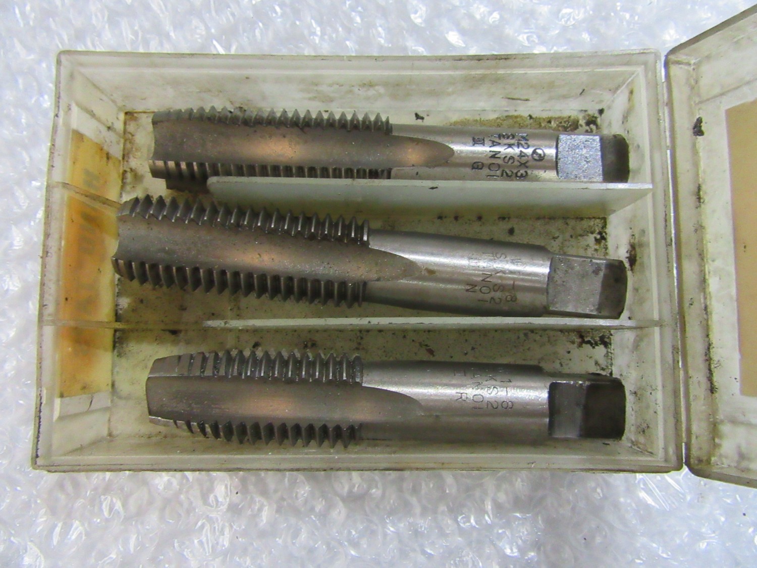 中古Other Screw tools [ハンドタップ（3本）]SKS2 TANOI