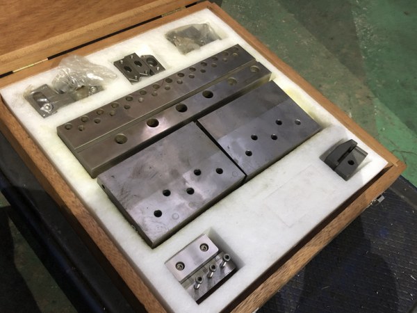 中古その他測定工具・基準器・試験機 【ワイヤカット冶具】SWS-130 ソディック/Sodick