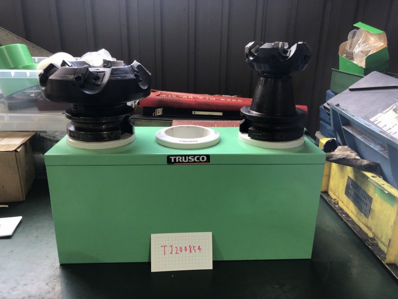 中古手工具・収納 【足踏台(すべり止めマット付)】SA-0960N サカエ/SAKAE