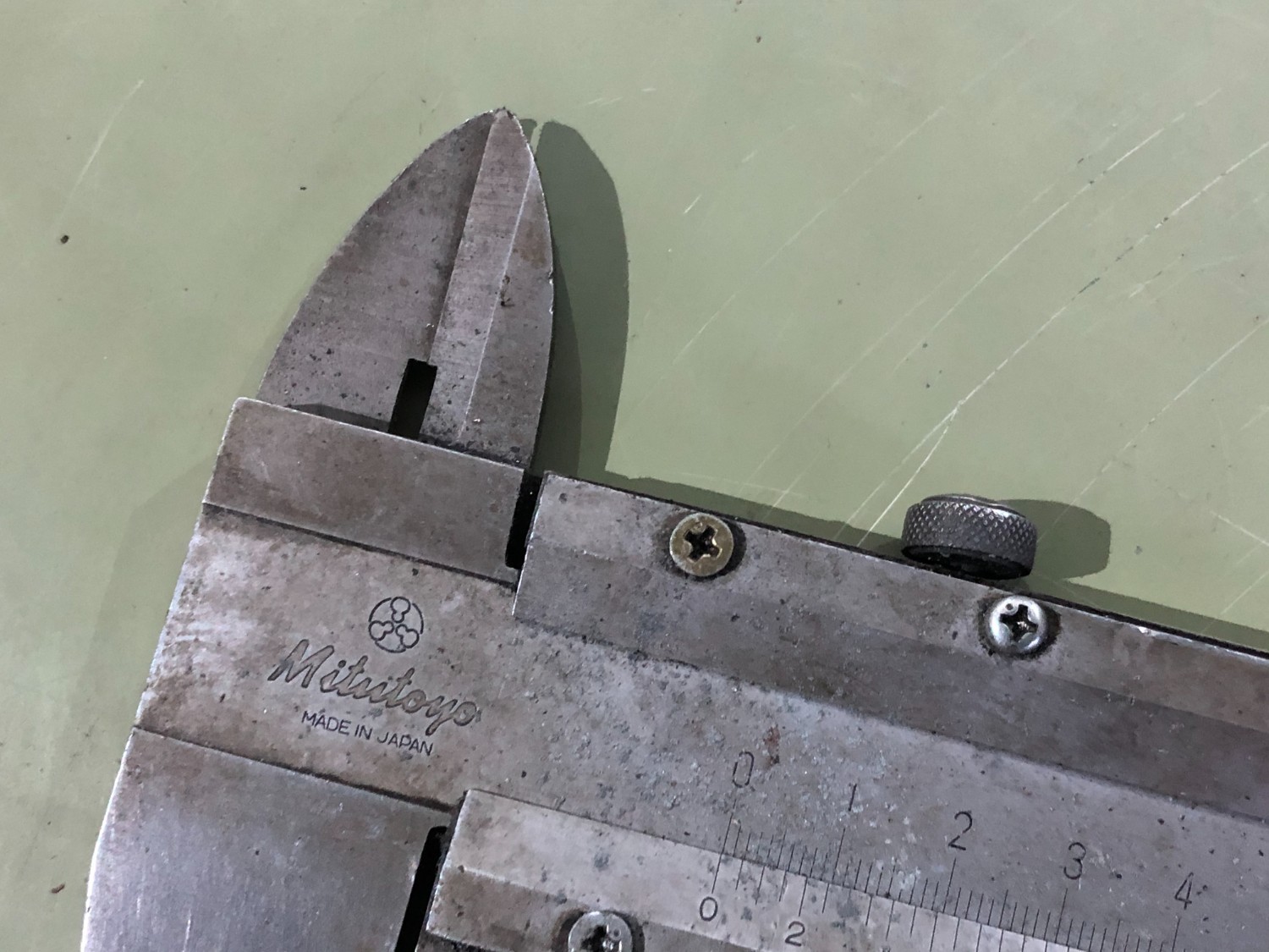 中古Vernier caliper [ノギス]不明 Mitutoyo