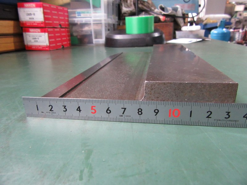 中古ベンダー用品 [ベンダー金型]幅133mm 不明