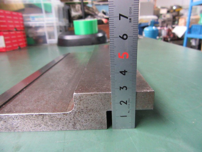 中古ベンダー用品 [ベンダー金型]幅133mm 不明