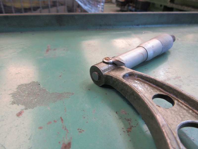 中古Outside micrometer [外側マイクロメーター]測定範囲：100～125 Unknown