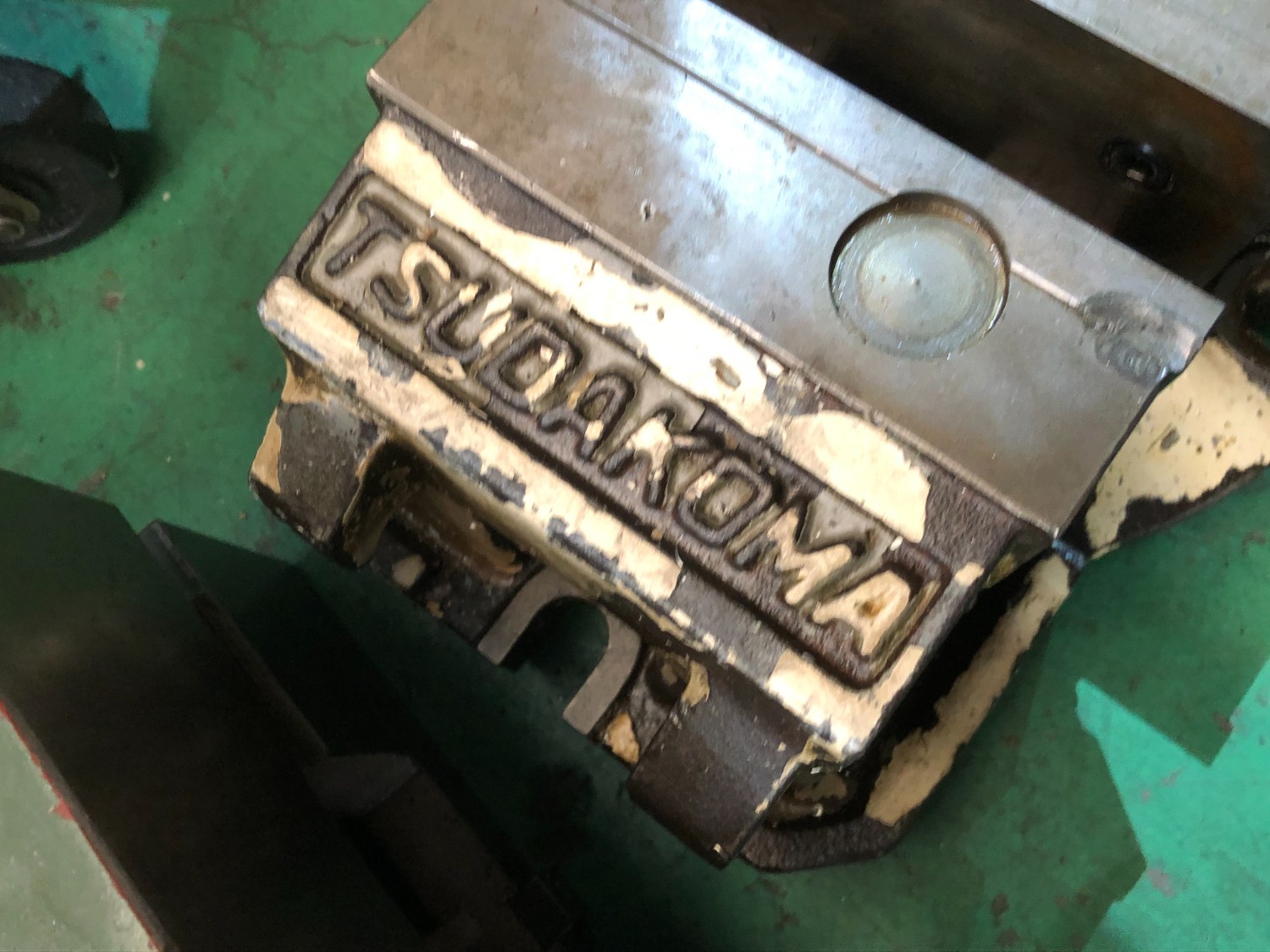 中古Hydraulic vise [油圧バイス]不明 TSUDAKOMA