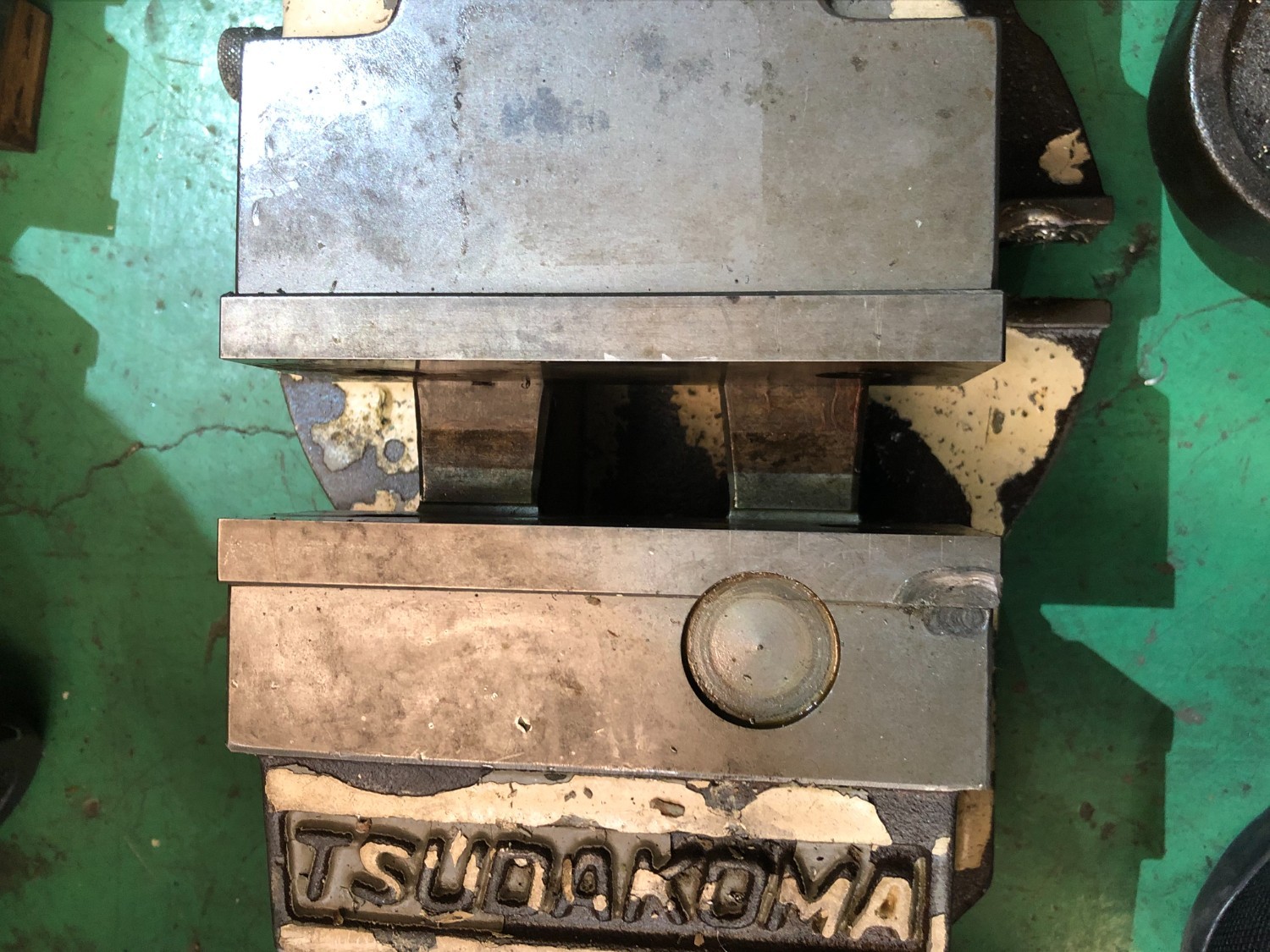 中古Hydraulic vise [油圧バイス]不明 TSUDAKOMA