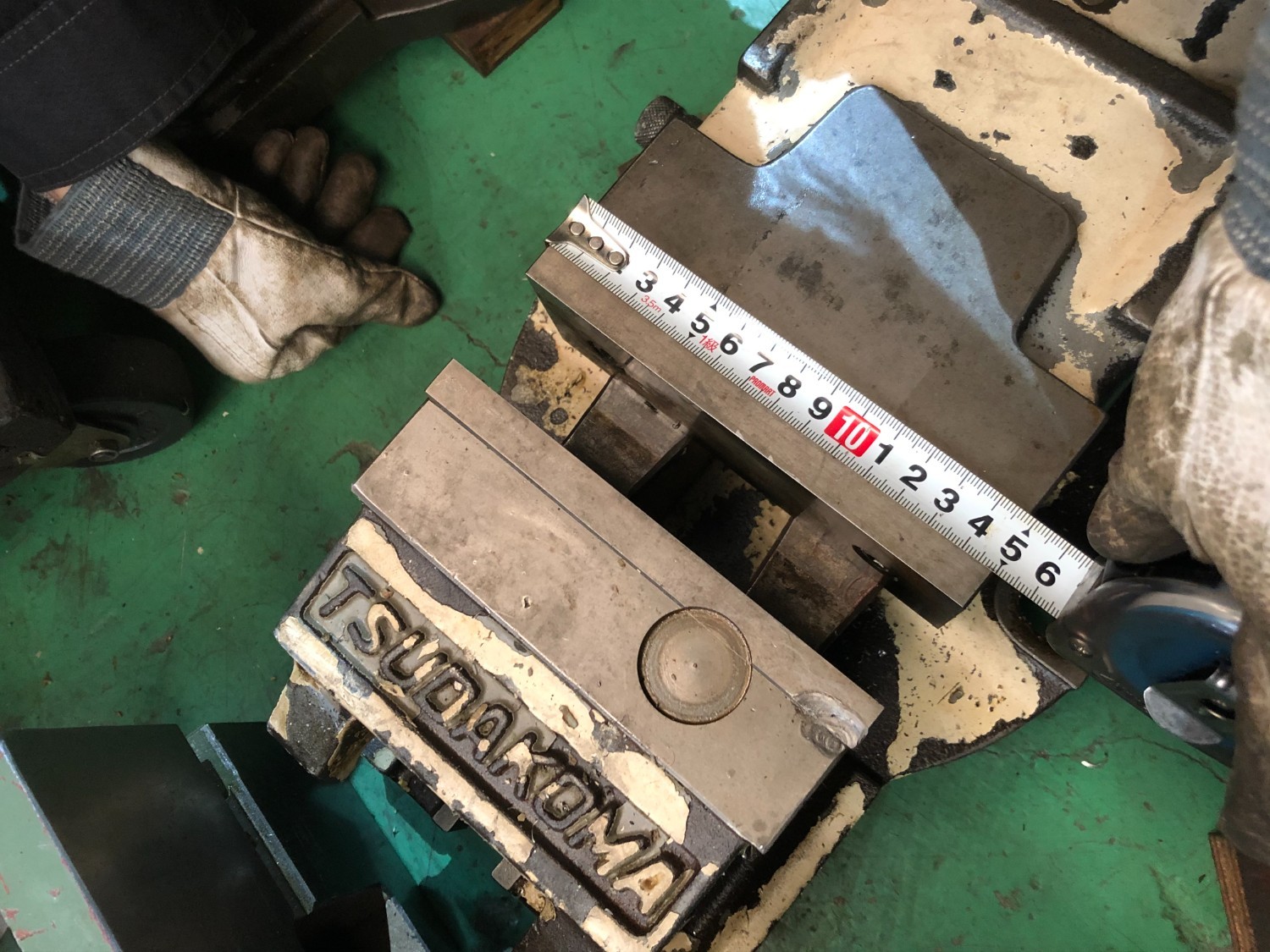 中古Hydraulic vise [油圧バイス]不明 TSUDAKOMA