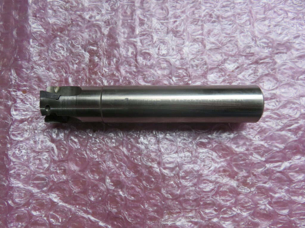 京セラ MEC型エンドミル MEC20-S20-11T / KYOCERA MEC20-S20-11T TQ250201