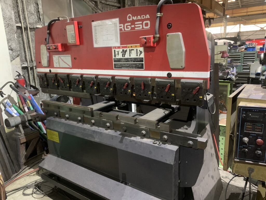アマダ　RG50　ベンダー　正面