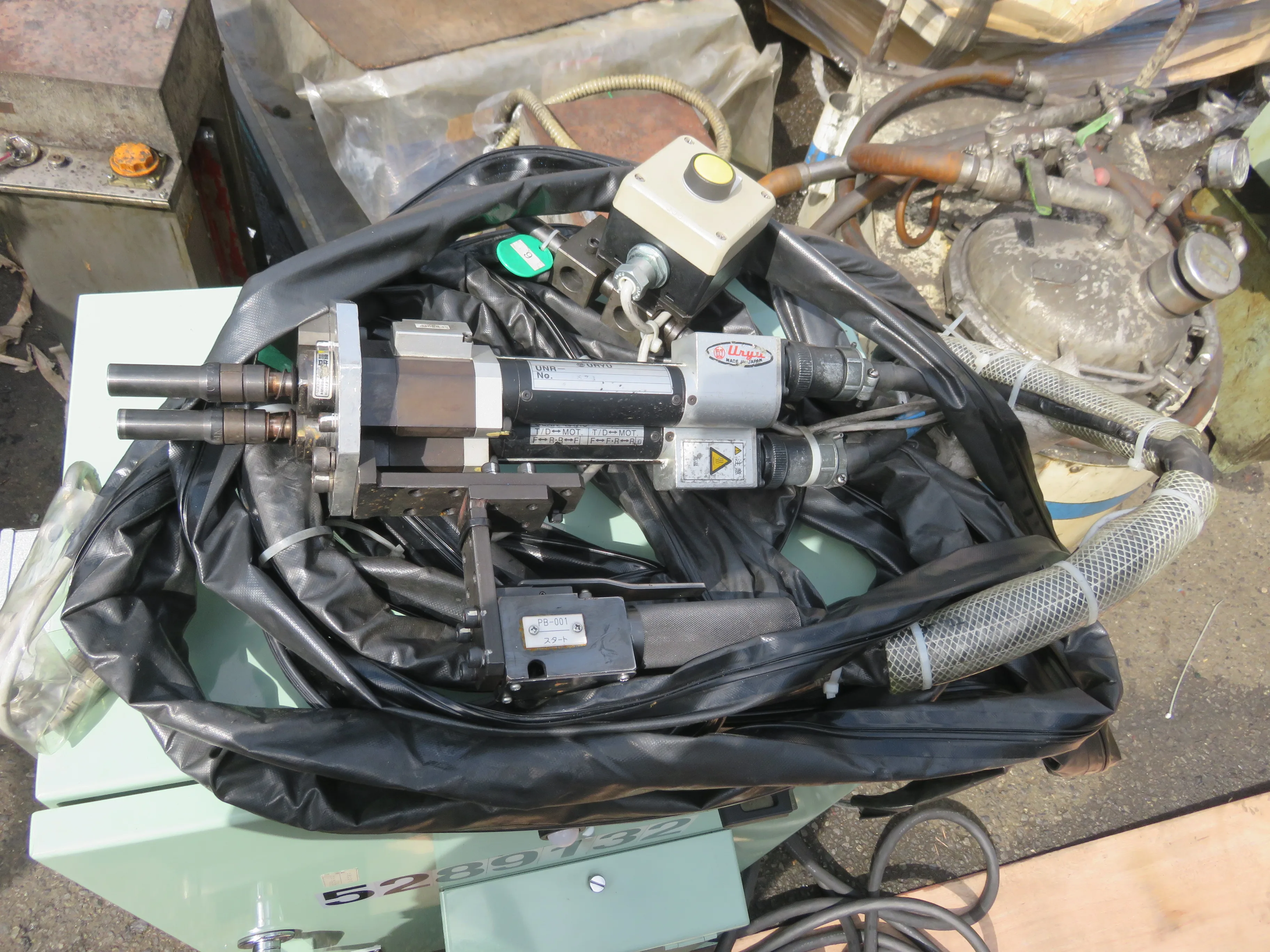 瓜生製作 バルブカバー締付機 NR-605309 / URYU SEISAKU Other Measuring & Testing Equipment NR-605309