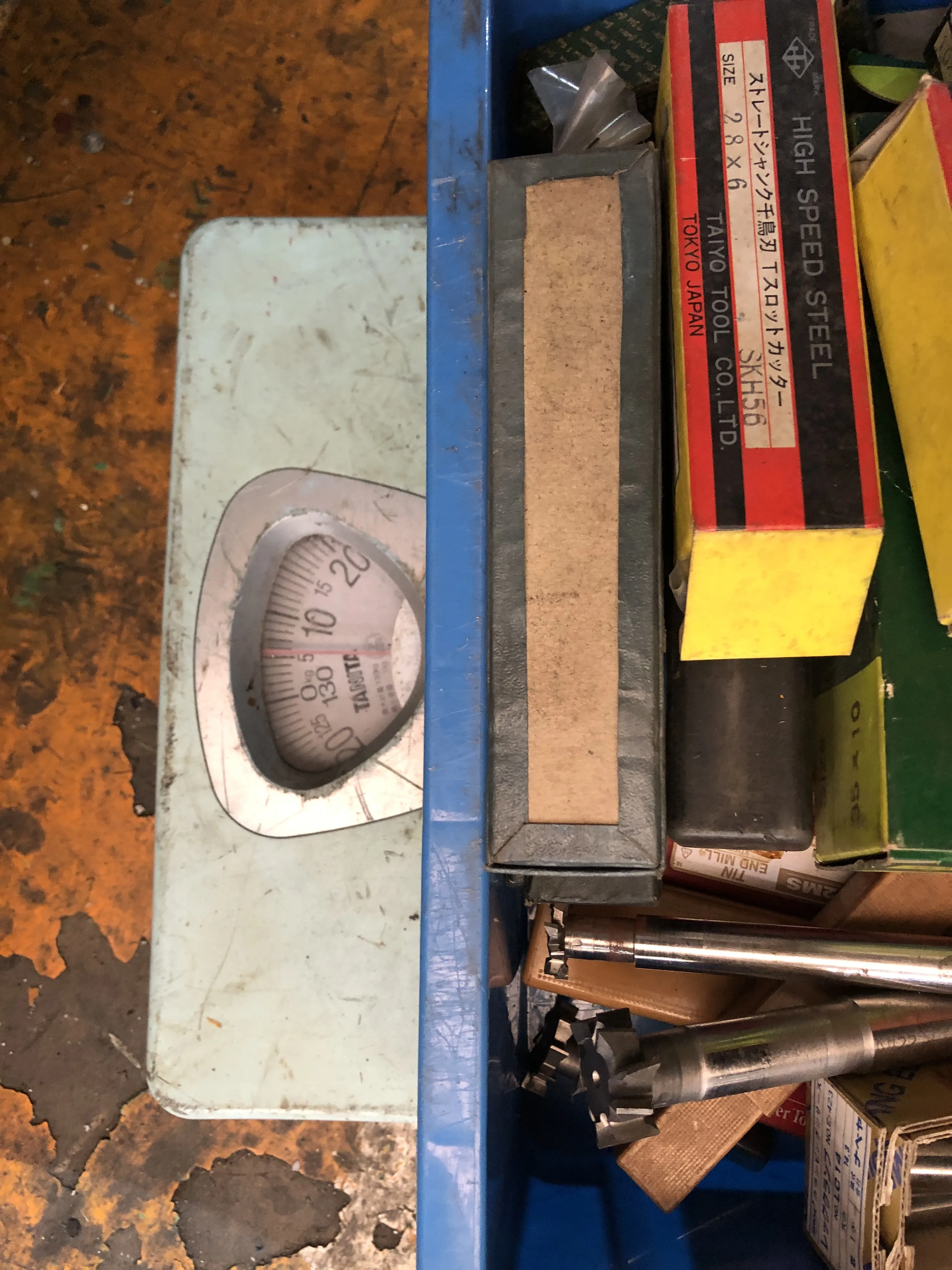 切削工具1山 / Cutting Tools Assorted TJ220376