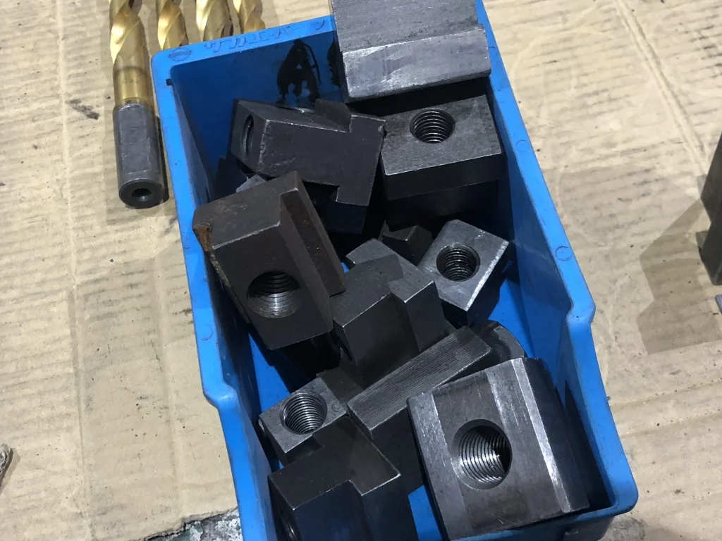 クランプ / Clamp 1Lot TJ230852