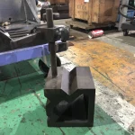 V溝付枡型ブロック / V-grooved square block T2100074